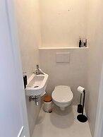 Huswell - Cozy Apartment Near the Beach Shops With Terrace