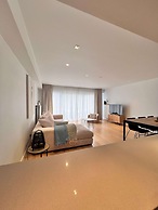 Huswell - Cozy Apartment Near the Beach Shops With Terrace