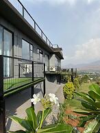 Amarjas DamTop Haven