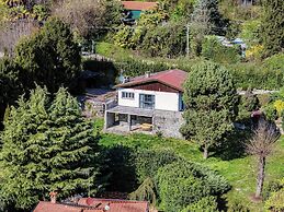 Montorfano Garden & Lake View
