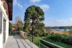 Montorfano Garden & Lake View