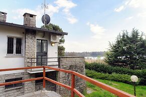 Montorfano Garden & Lake View