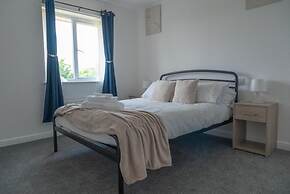 3 Bed-5 Guests-parking-garden