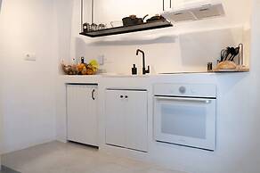 Seafront Pouletis Family Drosoula Gem With Pool