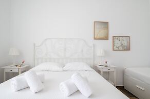 Seafront Pouletis Family Sunset Gem With Pool