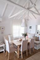 Seafront Pouletis Family Aeraki Nest With Pool