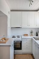 Seafront Pouletis Family Aeraki Nest With Pool