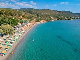 Seafront Pouletis Family Enchanting Gem With Pool