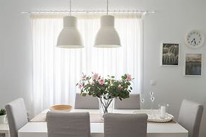 Seafront Pouletis Family Enchanting Gem With Pool