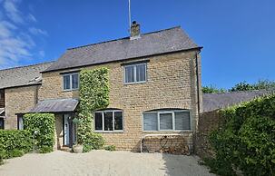 Cotswold Stay