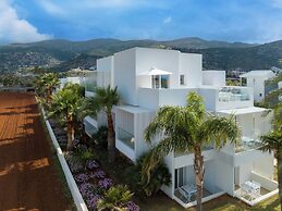 Akrogiali Garden Hotel