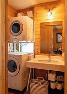 Creekside Chalets Hakuba