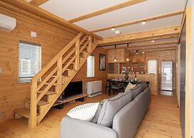 Creekside Chalets Hakuba
