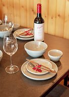 Creekside Chalets Hakuba