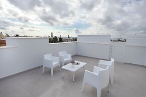 Sun & Moon Luxury 4-bedroom Villa