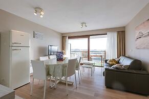 Cozy Studio With Harbor View in Blankenberge