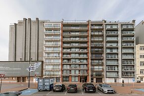 Cozy Studio With Harbor View in Blankenberge