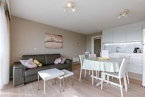 Cozy Studio With Harbor View in Blankenberge