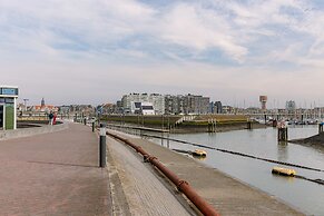 Cozy Studio With Harbor View in Blankenberge