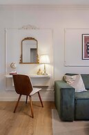 Maison Elysee - An Elegant Apartment in Piata Romana