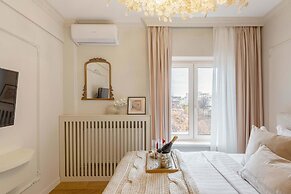 Maison Elysee - An Elegant Apartment in Piata Romana