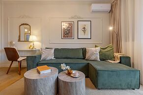 Maison Elysee - An Elegant Apartment in Piata Romana