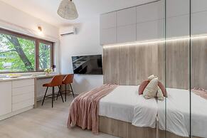 Modern & Bright Studios on Amzei Square