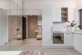 Modern & Bright Studios on Amzei Square