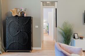 Stunning 2BR With Balcony on Piata Universitatii