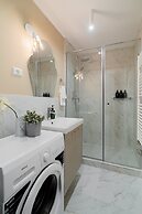 Stunning 2BR With Balcony on Piata Universitatii