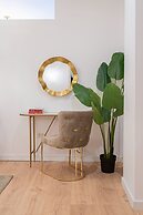 Stunning 2BR With Balcony on Piata Universitatii