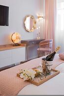 Stunning 2BR With Balcony on Piata Universitatii