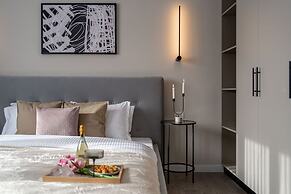 Vibrant & Spacious 3BR Condos on Amzei Square