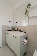 Vibrant & Spacious 3BR Condos on Amzei Square