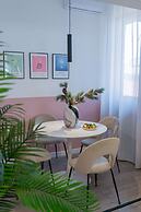 Vibrant & Spacious 3BR Condos on Amzei Square