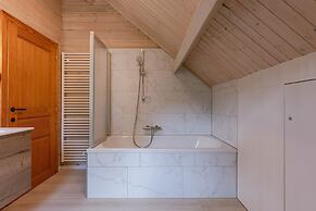 Huswell - Tranquil Retreat Cozy Chalet in the Heart of Urse