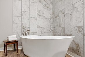 Eagles Landing 1BR Heaven