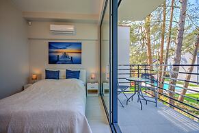 Comfortable Holiday Home With a Garden and a Pool