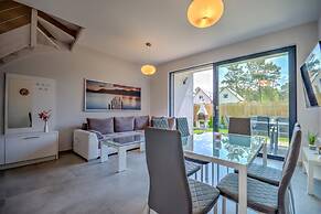 Comfortable Holiday Home With a Garden and a Pool