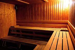 Grand Days Hotel & Suites