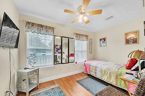 Charming Coastal Retreat In Bay St Louis 3 Bedroom Home