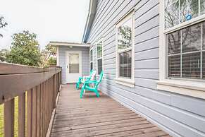 Charming Coastal Retreat In Bay St Louis 3 Bedroom Home