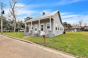Charming Coastal Retreat In Bay St Louis 3 Bedroom Home