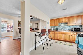 Charming Coastal Retreat In Bay St Louis 3 Bedroom Home