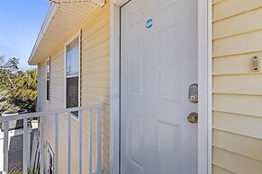 401 Pet-friendly, Pirate's Cove Retreat 3 Bedroom Home