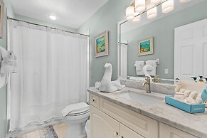 401 Pet-friendly, Pirate's Cove Retreat 3 Bedroom Home