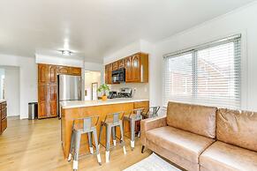 13 Mi to Downtown Detroit: Bright Home