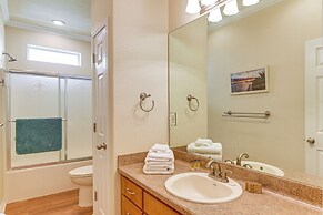 Walk to Beach: Bayfront Gilchrist Getaway!