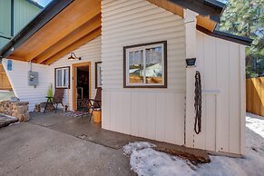 Walk to Beach: Dog-friendly Cabin in Glenbrook!