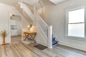 3 Mi to Dtwn Indy: Pet-friendly Home w/ Backyard!